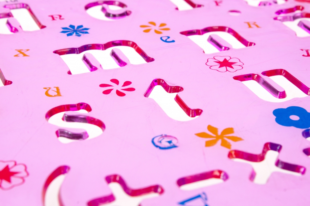 ND39_276076 SZABLON CYFERKI&LITERKI KPL2 STK PBH